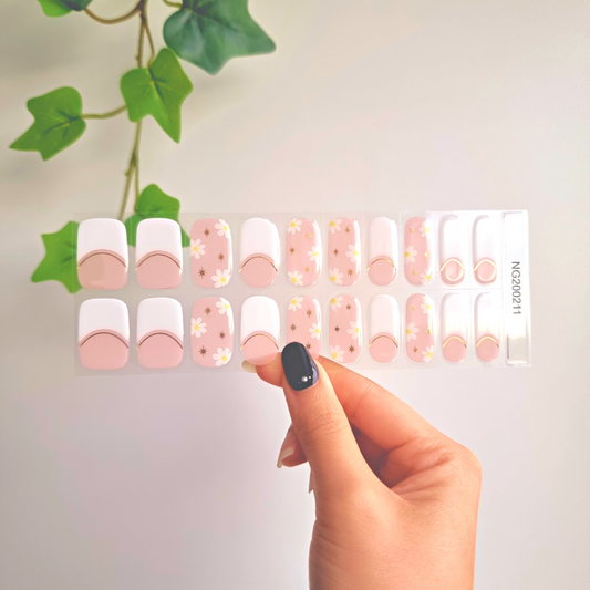 Malibu Daisy DIY Semicured Gel Nail Sticker Kit (Limited Edition) (2)
