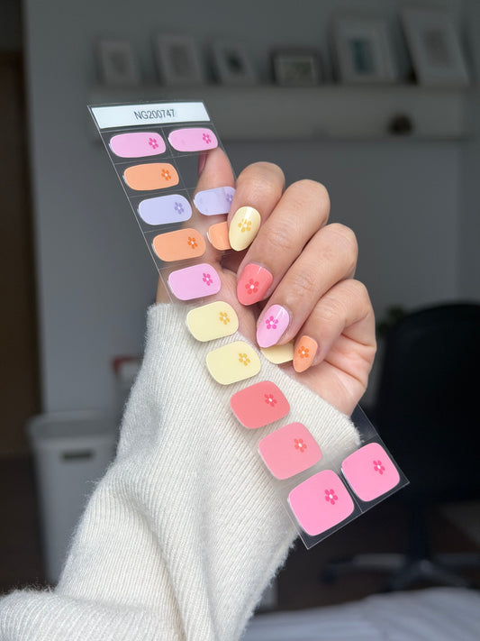 NEW Sherbet Daisy Pop DIY Semicured Gel Nail Sticker Kit