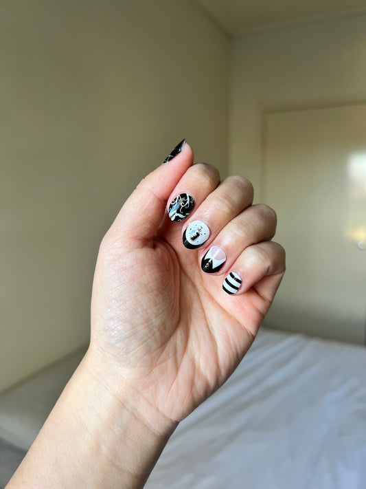 Wednesday Everyday DIY Semicured Gel Nail Sticker Kit