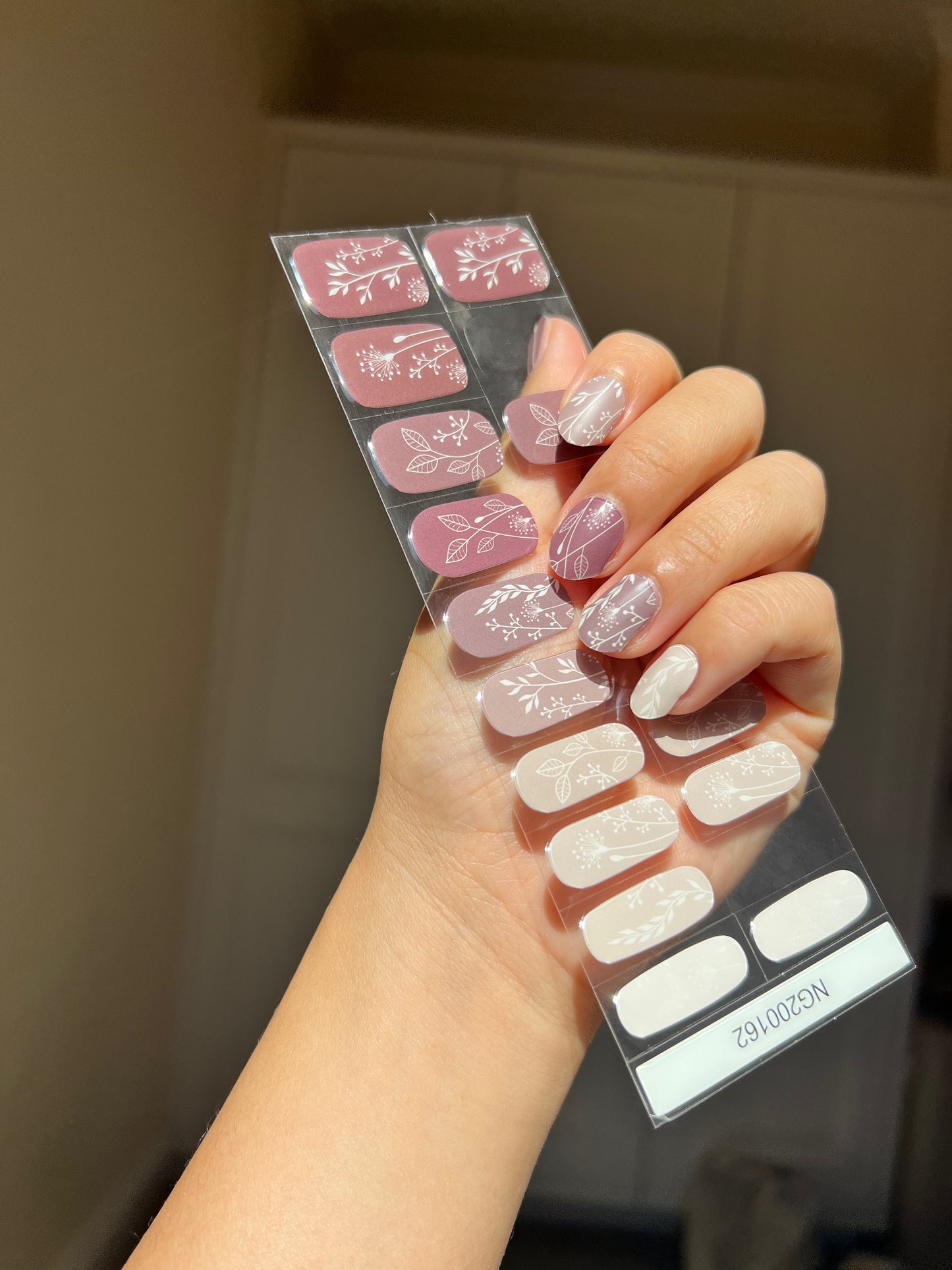 NEW Ombre Woodland Grace DIY Semicured Gel Nail Sticker Kit