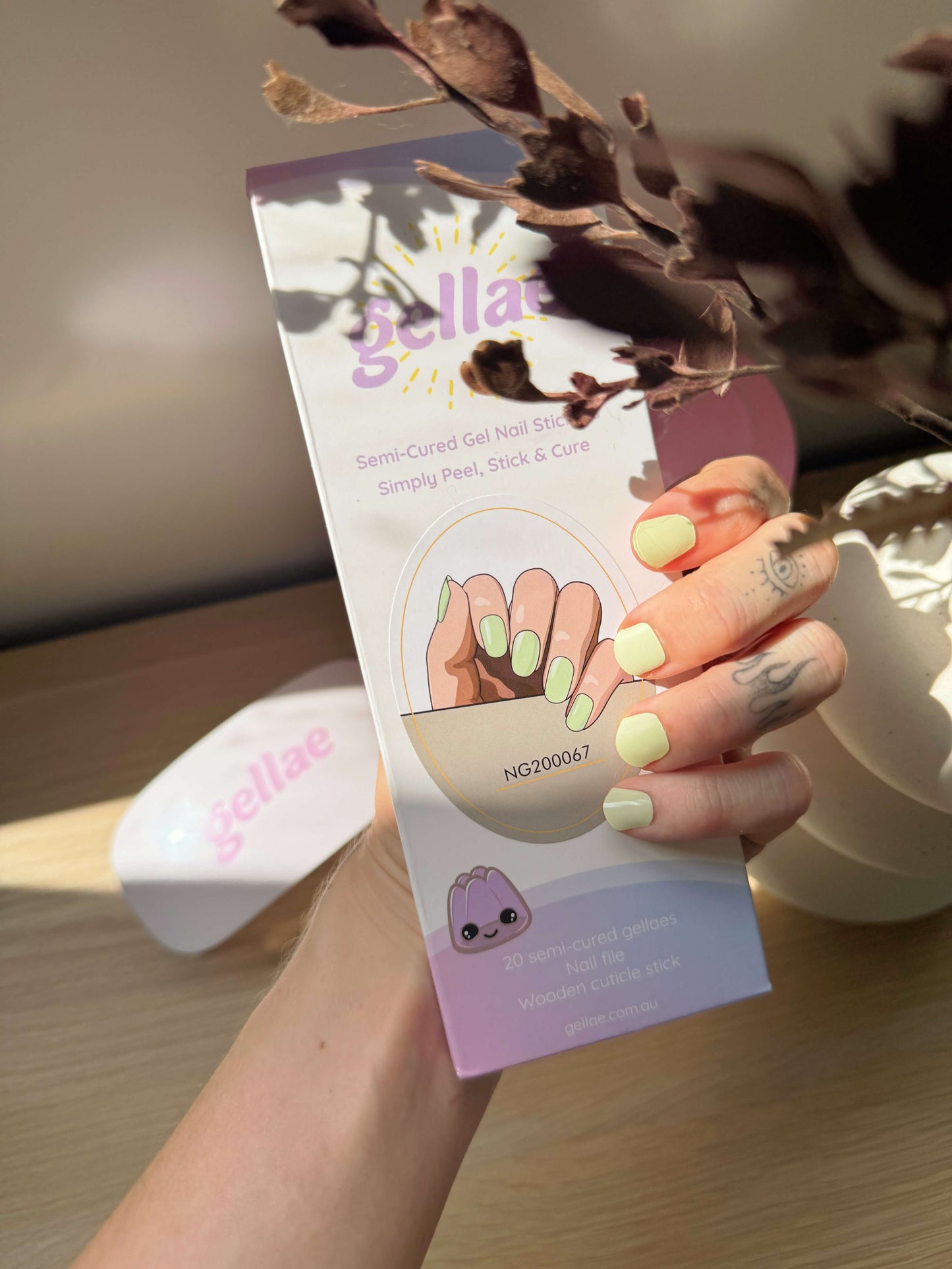 Pastel Green DIY Semicured Gel Nail Sticker Kit